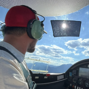 Flat aviation sunshade